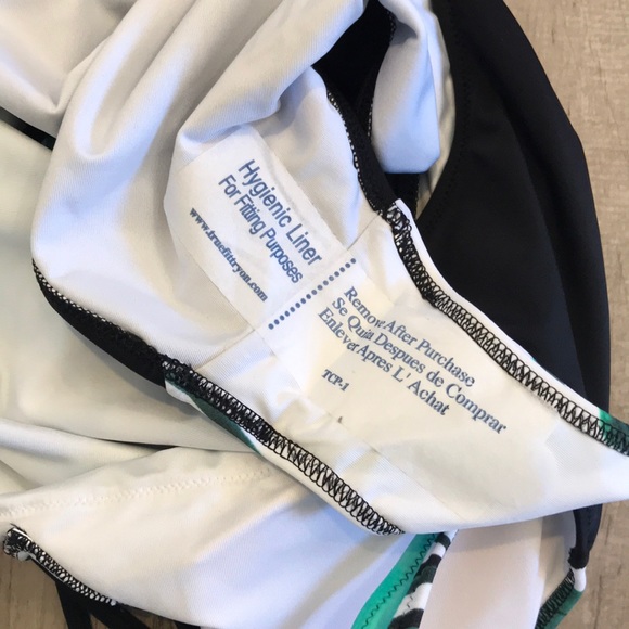 VICTORIAS SECRET Strappy Palm One Piece Swimsuit - Picture 5 of 12